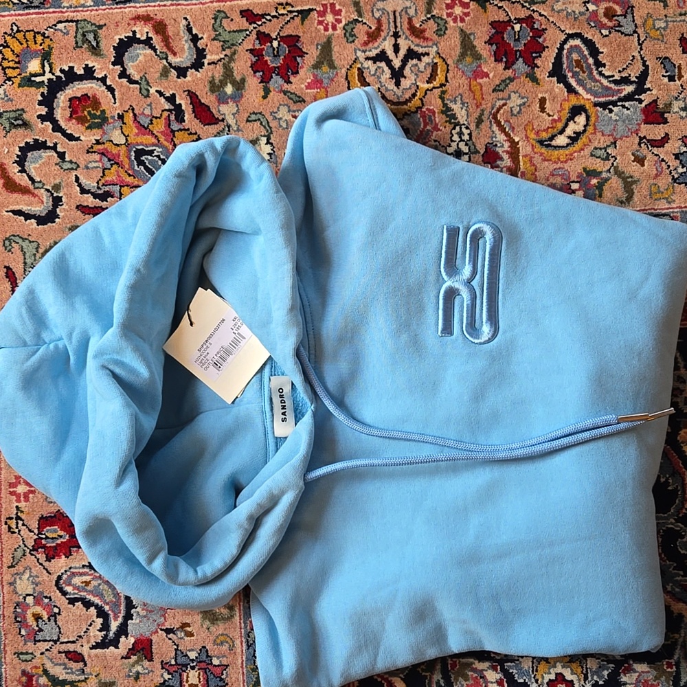 Sandro Pullover Hoodie Bleu Clair NWT XXL. Light Blue